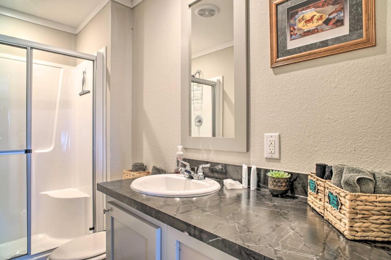 The Roadrunner - Silver City Oasis With Views! Exterior foto